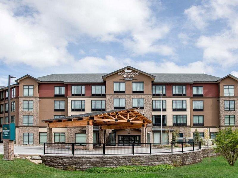 Homewood Suites By Hilton Стимбот Спрингс Экстерьер фото