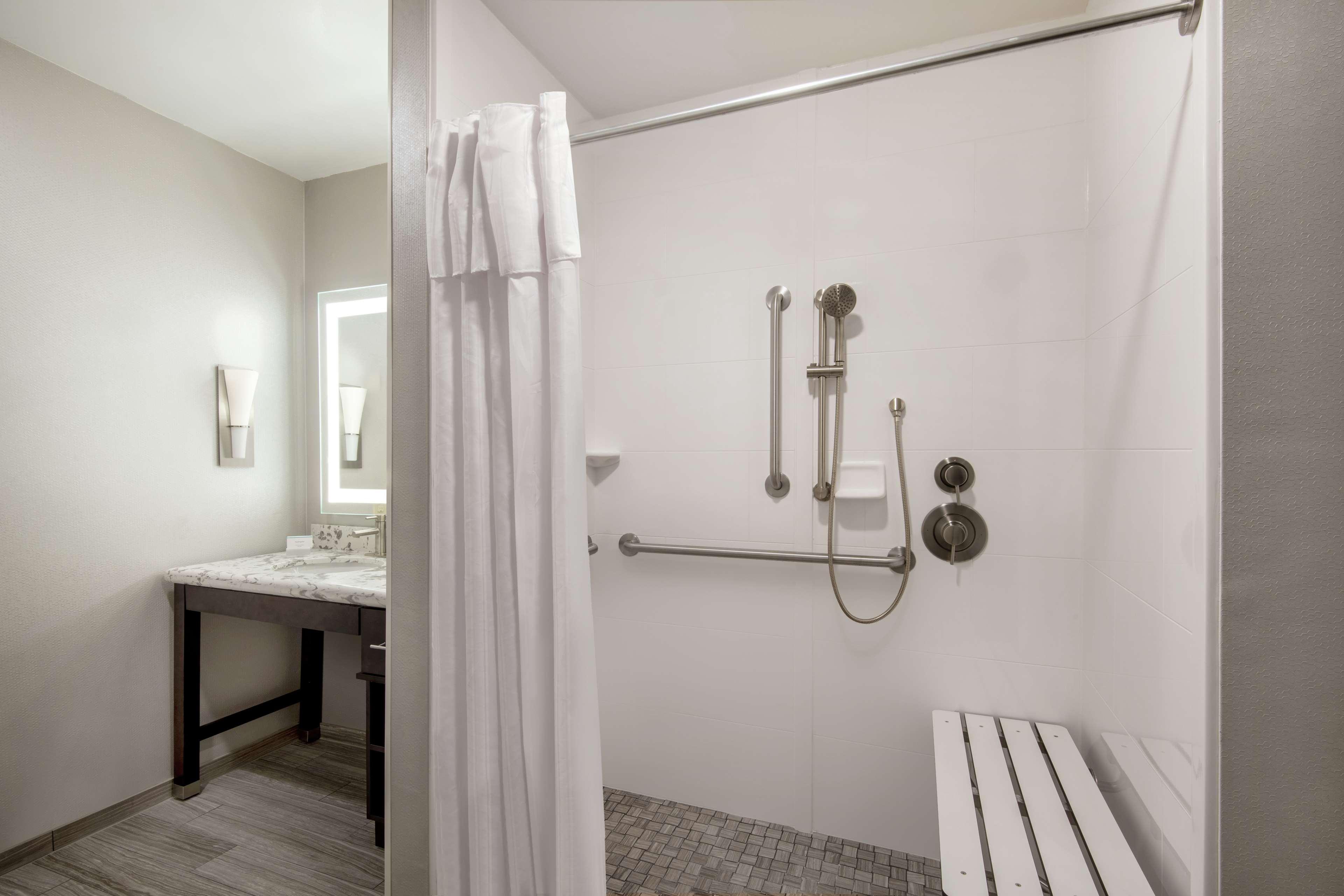 Homewood Suites By Hilton Стимбот Спрингс Экстерьер фото